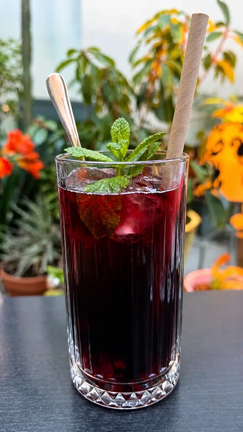 Verre de bissap maison