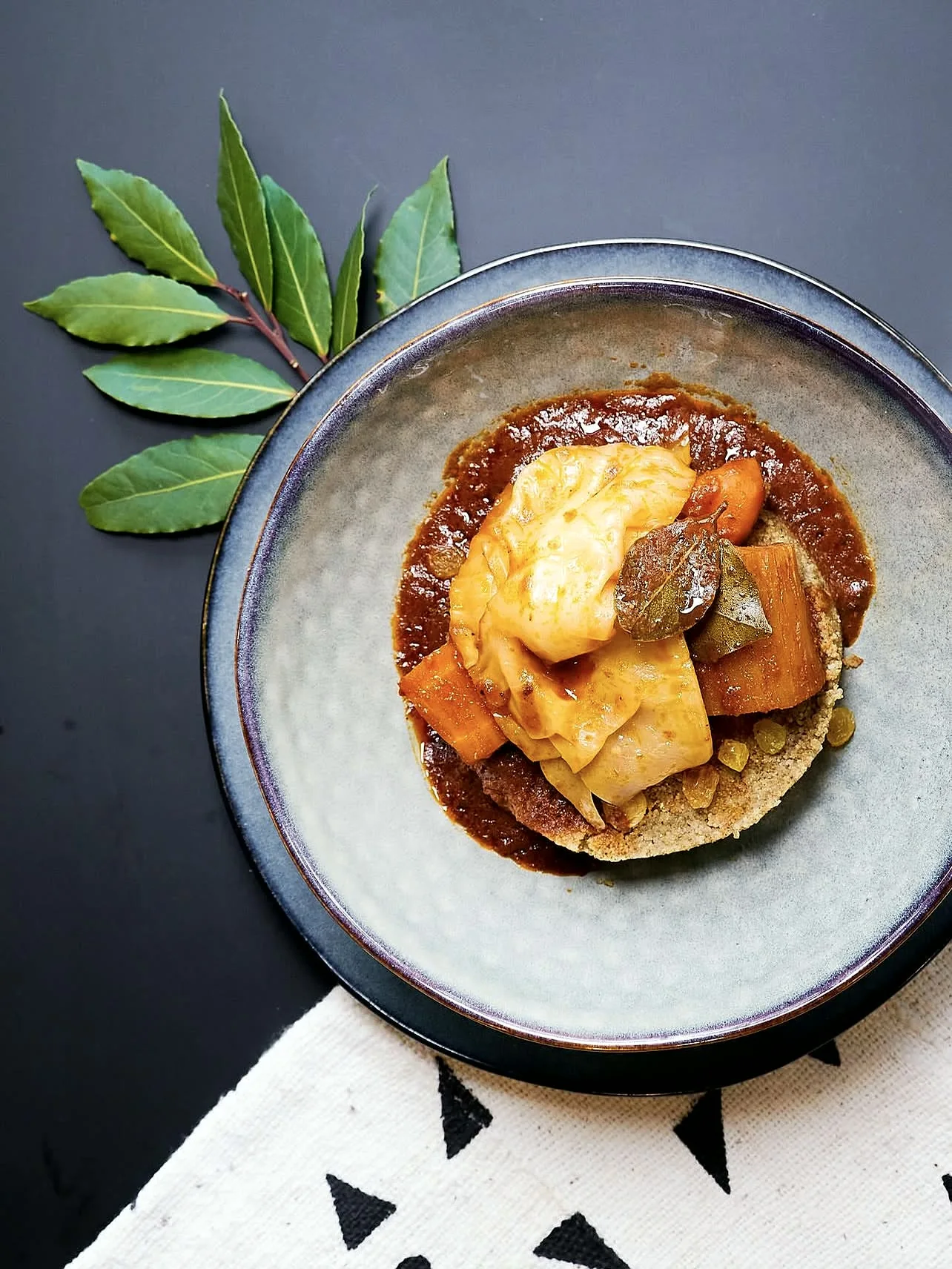 Tiéré : couscous sénégalais servi en bol avec sa sauce